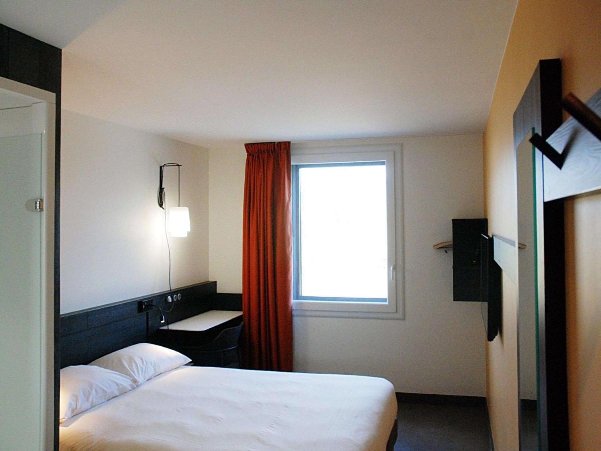 Ibis Budget Annecy Sud-Poisy ภายนอก รูปภาพ